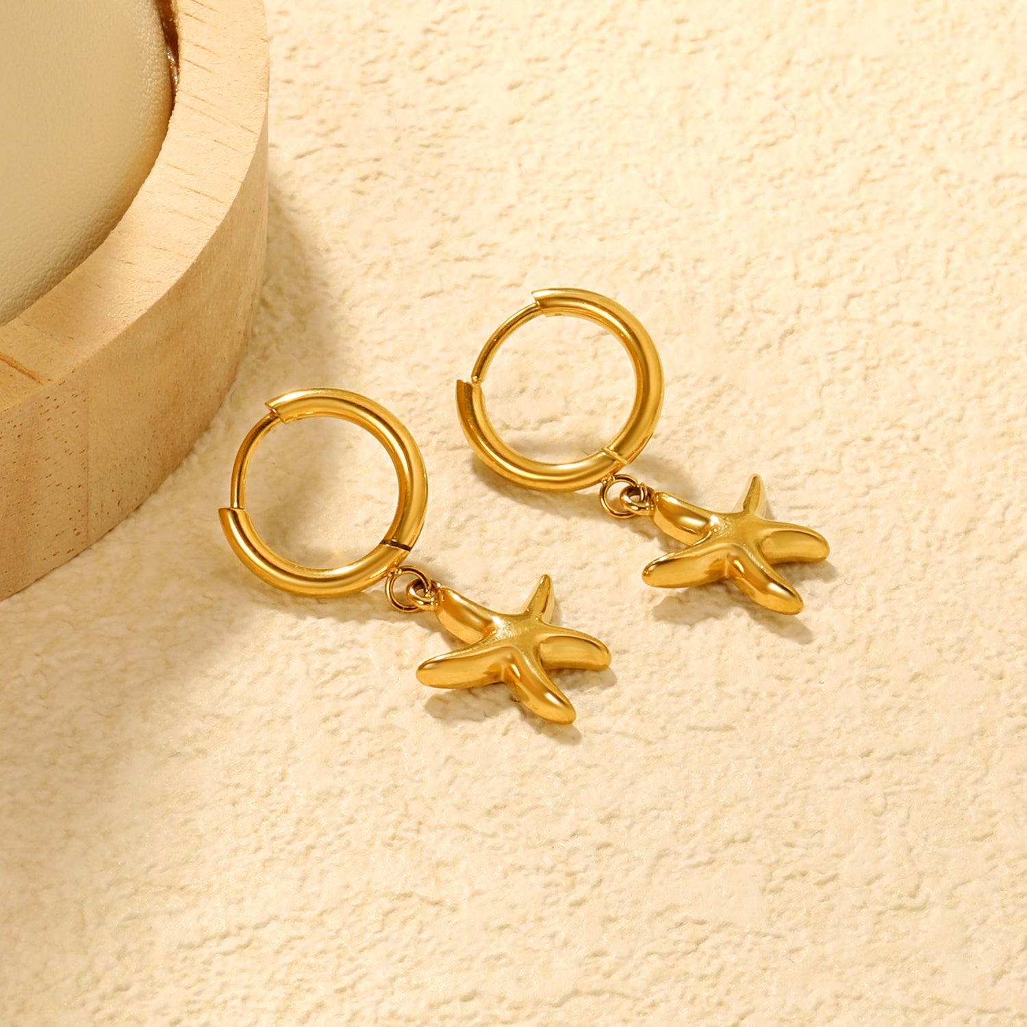 Bulk 18K Gold Plated Botanical Starfish Charm Hoop EarringsClose-ups of the gold plating and details