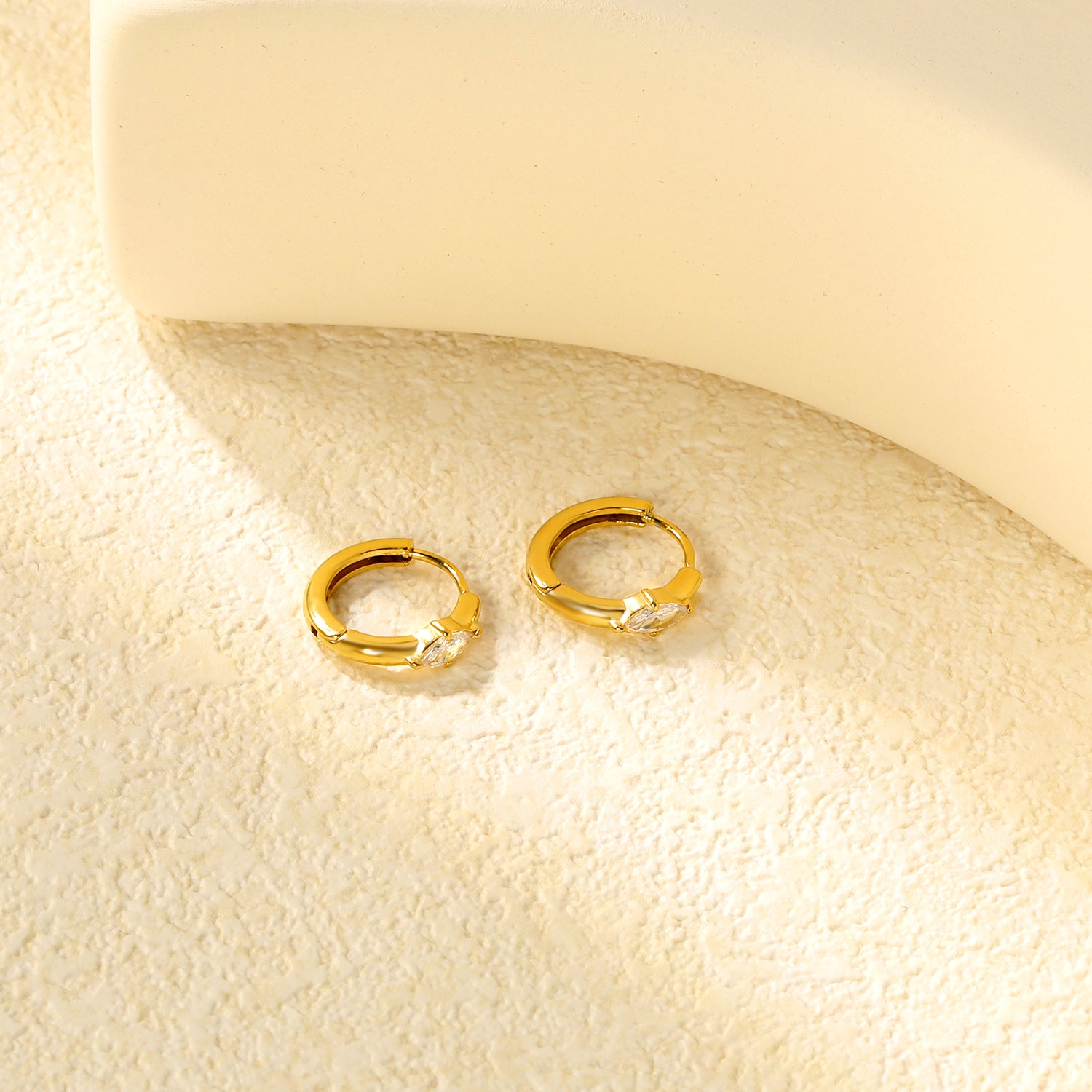 Bulk 18K Gold Plated Luxe Diamond Zircon Hoop EarringsClose-ups of the gold plating and details