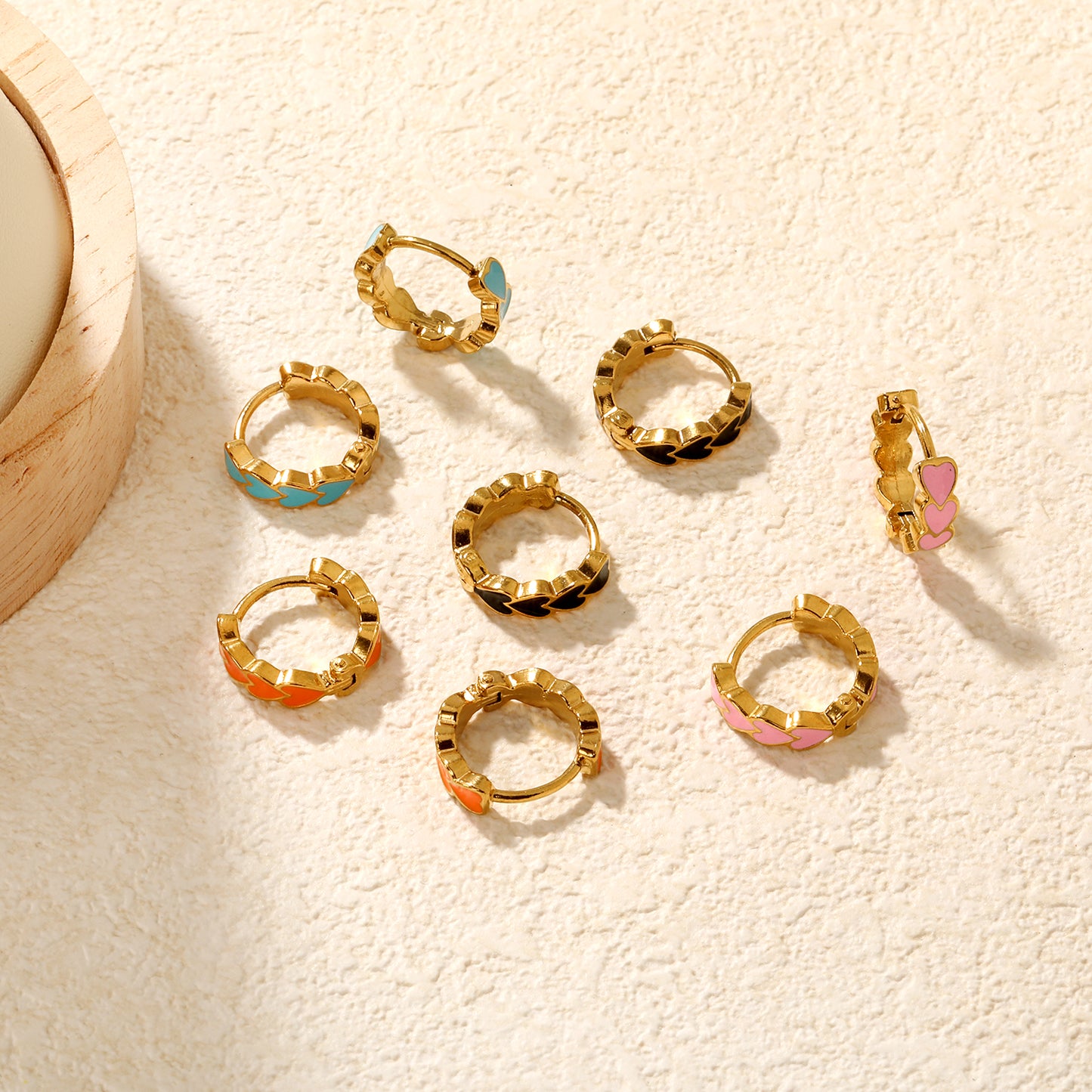 Bulk Dainty Enamel Heart Huggie Hoops PVD Gold Plated Waterproof Tarnish FreeClose-ups of the gold plating and details_collection