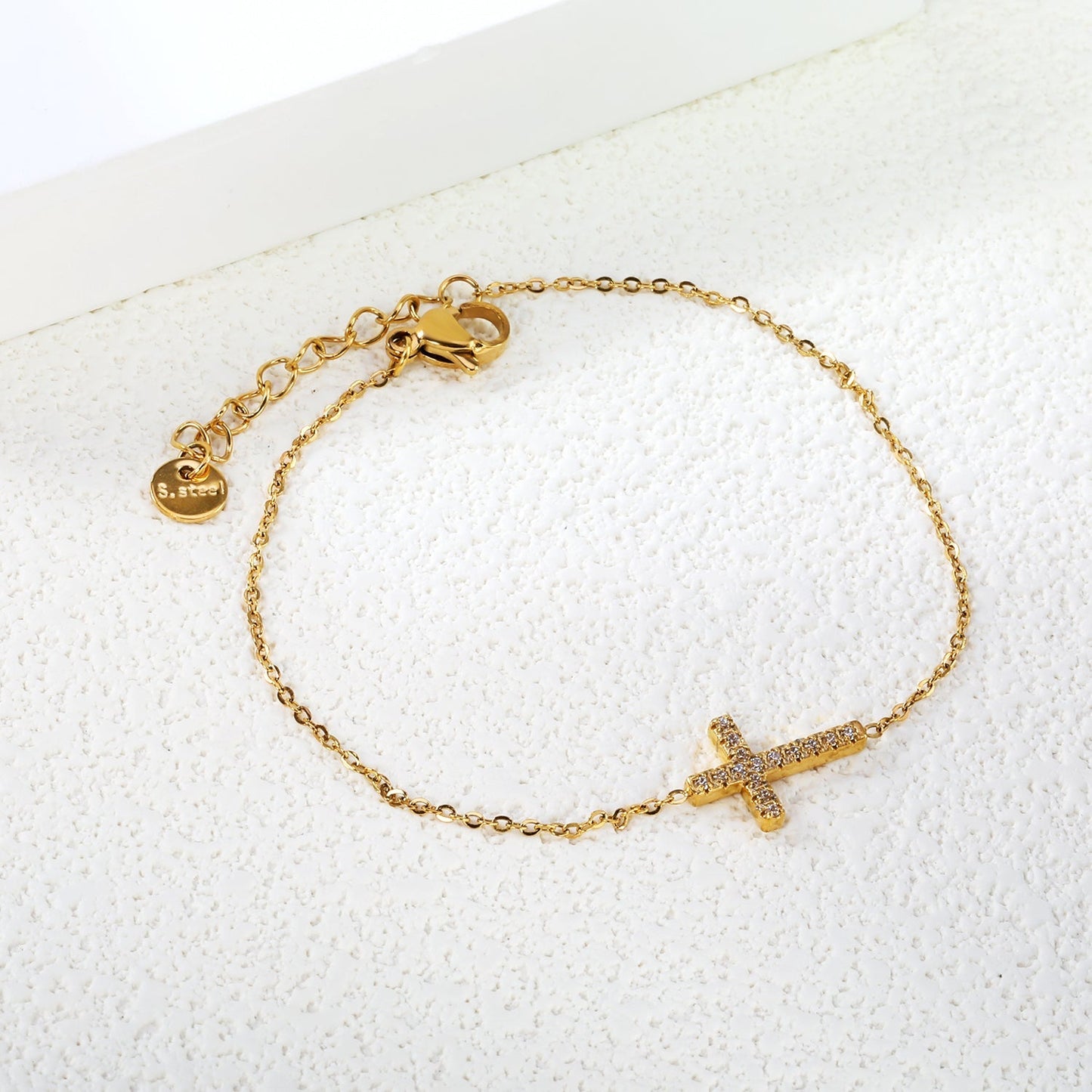 Cubic Zirconia Horizontal Cross Bracelet 304L Steel Gold Plated 10x15mm
