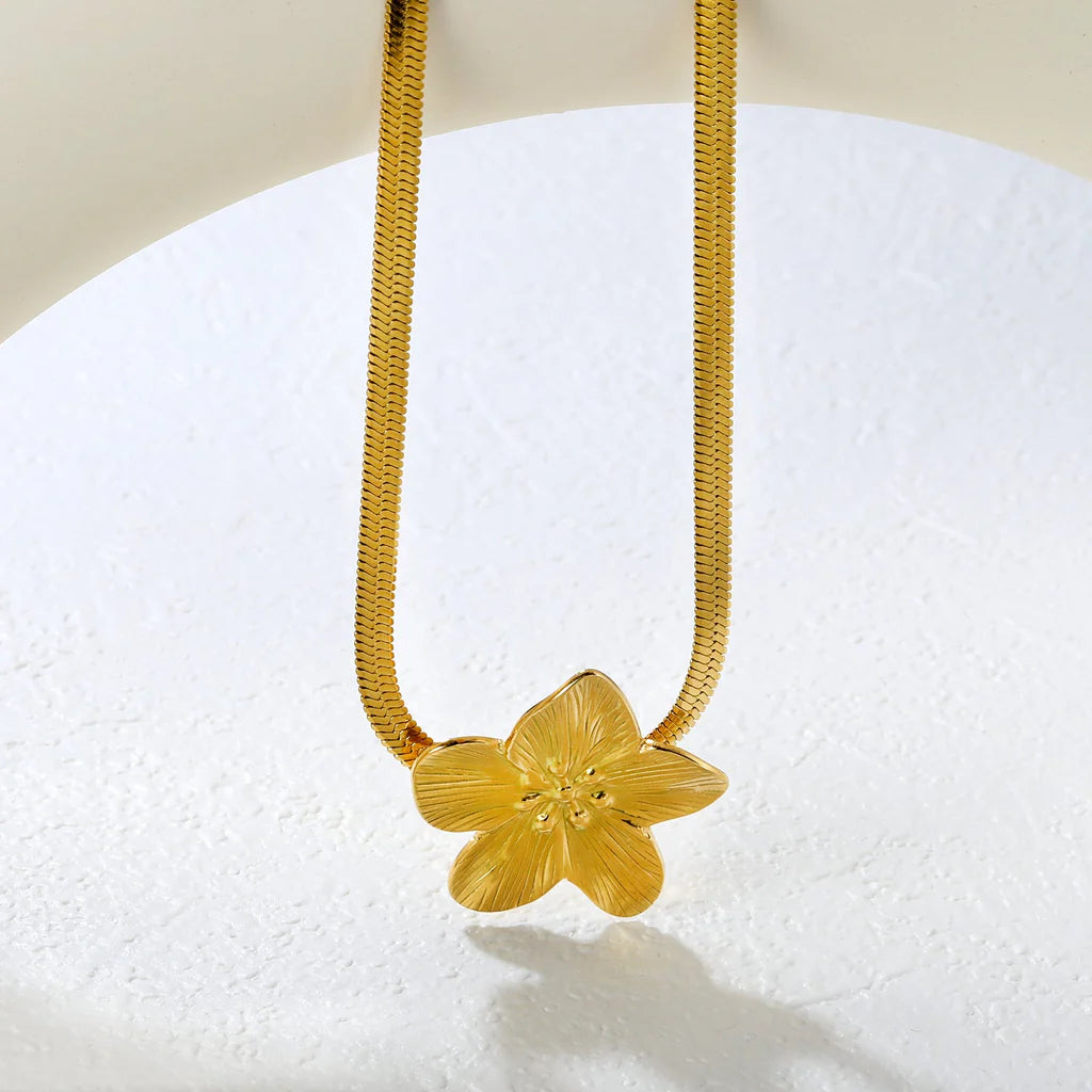 Stainless Steel Gold Large Flower Pendant & Snake Bone Chain Necklace Jewelry Supplier