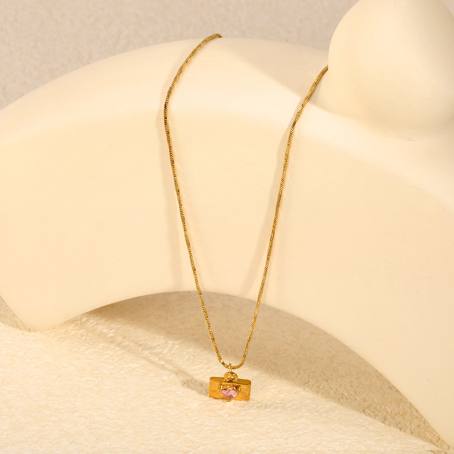 Sweet Romantic 3D Envelope Pendant Necklaces Pink Heart Jewel Choker