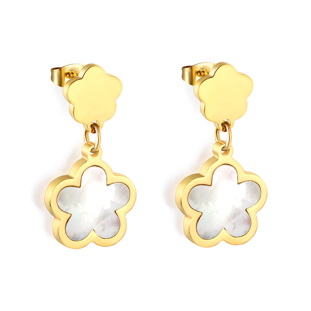 Wholesale 18K Gold Vibrant Multiple Colors Cinquefoil Shaped Hoop Earrings Fashionable Designs