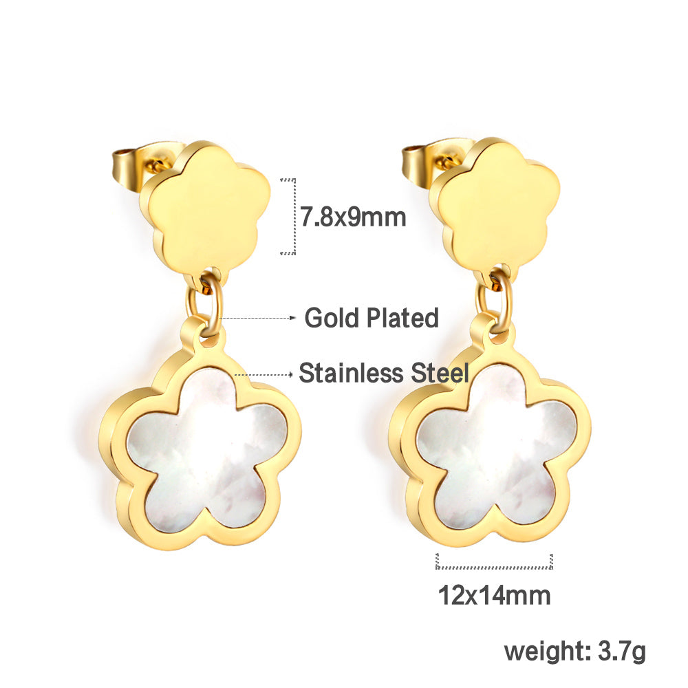 Wholesale 18K Gold Vibrant Multiple Colors Cinquefoil Shaped Hoop Earrings Fashionable Designs