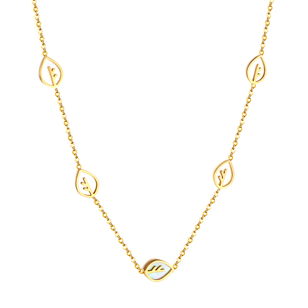 Wholesale Gold Tone leaf - shaped Decor Necklace Mysterious Allure