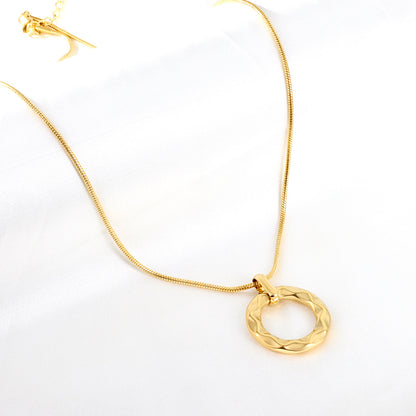 Wholesale 18K Gold Textured Ring Necklace Unique Style