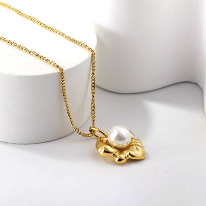 Wholesale 18K Gold Cloud and Pearl Necklace Dreamy Style