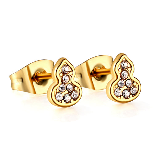 Custom 18K Gold Diamond Heart Earrings Elegant Design