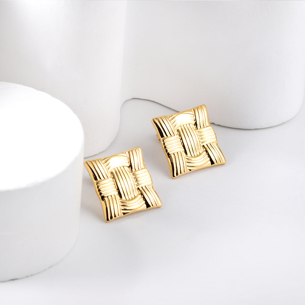 Wholesale 18K Gold Woven Texture Stud Earrings Elegant Craftsmanship