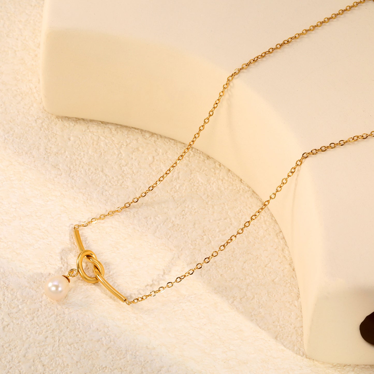 French Elegant Tie Knot Metallic T-Bar Fresh Water Drop Pearl Necklaces