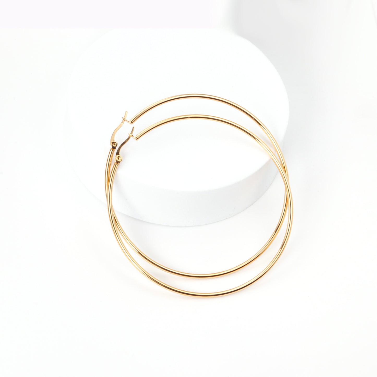 Wholesale 18K Gold Large Hoop Earrings Smooth Design Classic Style