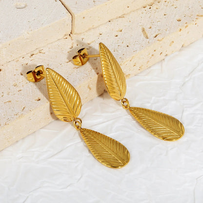 Minimalist Leaf Motif Earrings | Hypoallergenic 304L Steel Gift
