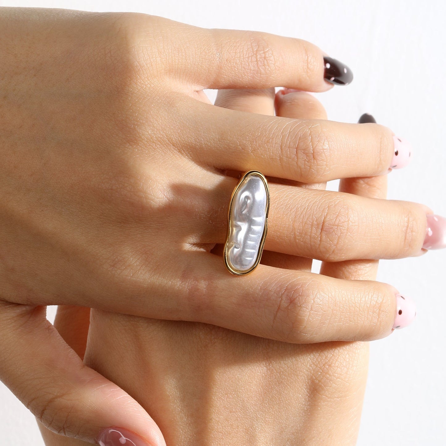 Minimalist Long Pearl Ring 304L Stainless Steel Gold Plated 5.4g