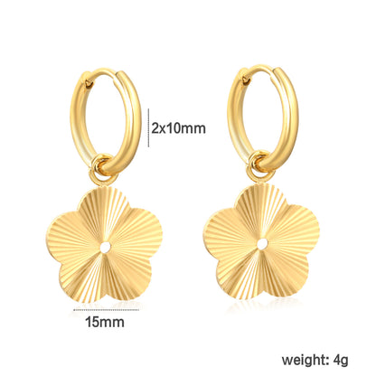 Wholesale Waterproof PVD Gold Textured Clover Charm Hoop Earrings