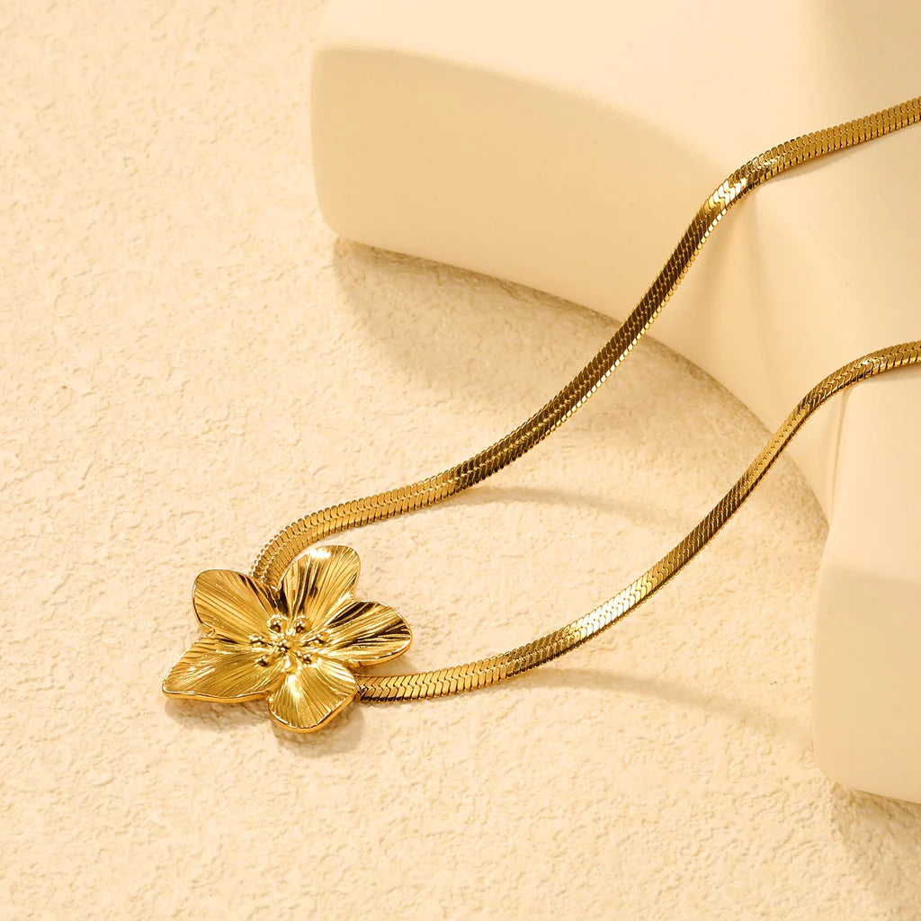 Stainless Steel Gold Large Flower Pendant & Snake Bone Chain Necklace Jewelry Supplier