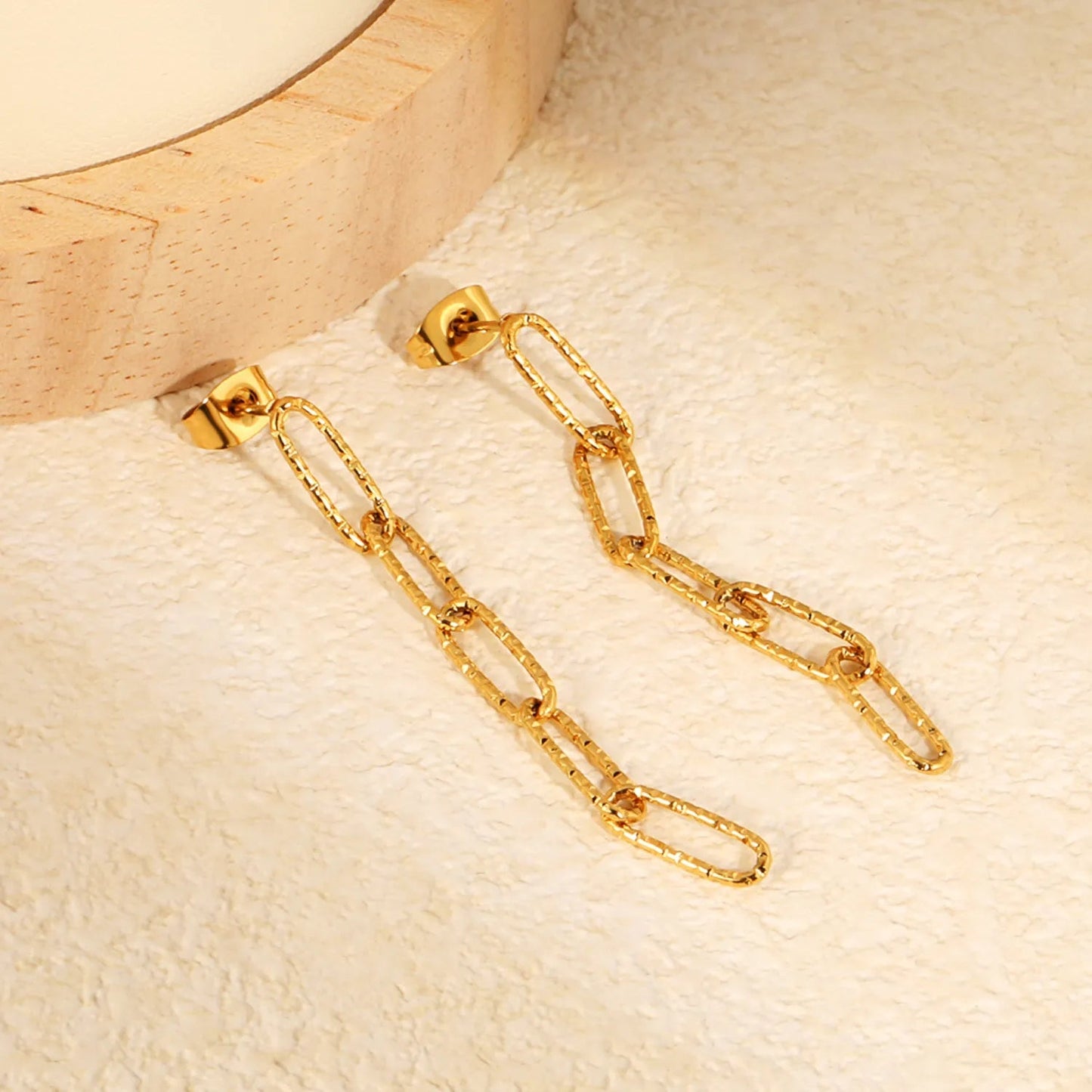 Textured O-Chain Dangle Earrings | Tarnish-Free Retro Aesthetic