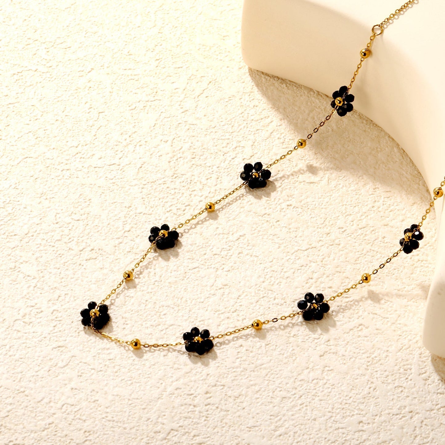 Wholesale 304L Stainless Steel 8mm Black Crystal Flower