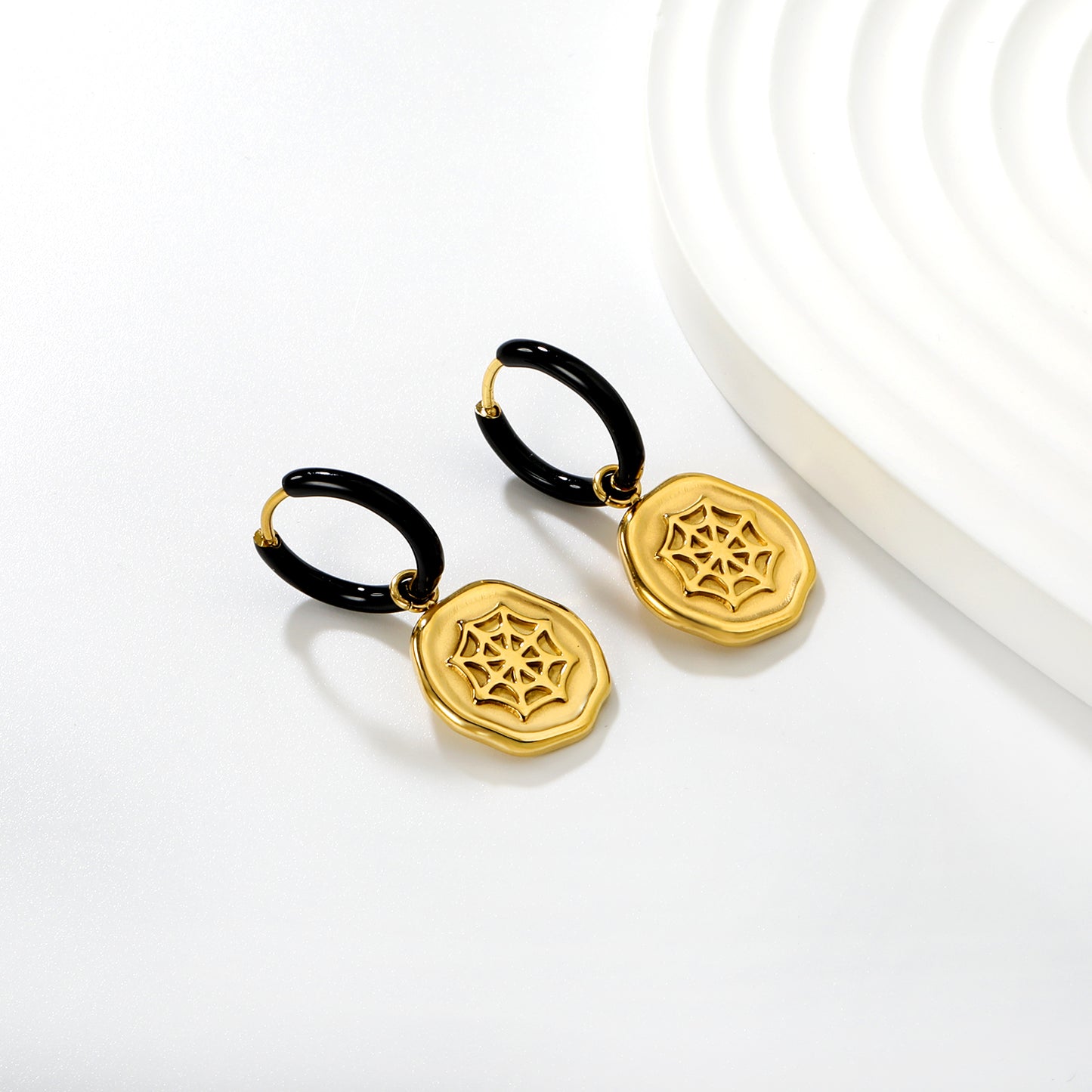 Wholesale Waterproof PVD Gold Halloween Spider Web Hoop Earrings