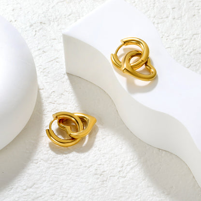 Wholesale 18K Gold Plated Heart Hoop Earrings Interlock Design Minimalist LuxuryClose-ups of the gold plating and details
