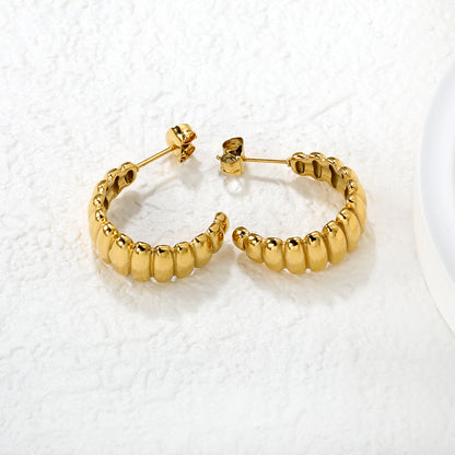 Wholesale 18K Gold Plated Wide Spiral Hoop Earrings Textured Coil Industrial VintageHigh-resolution Lifestyle Photos