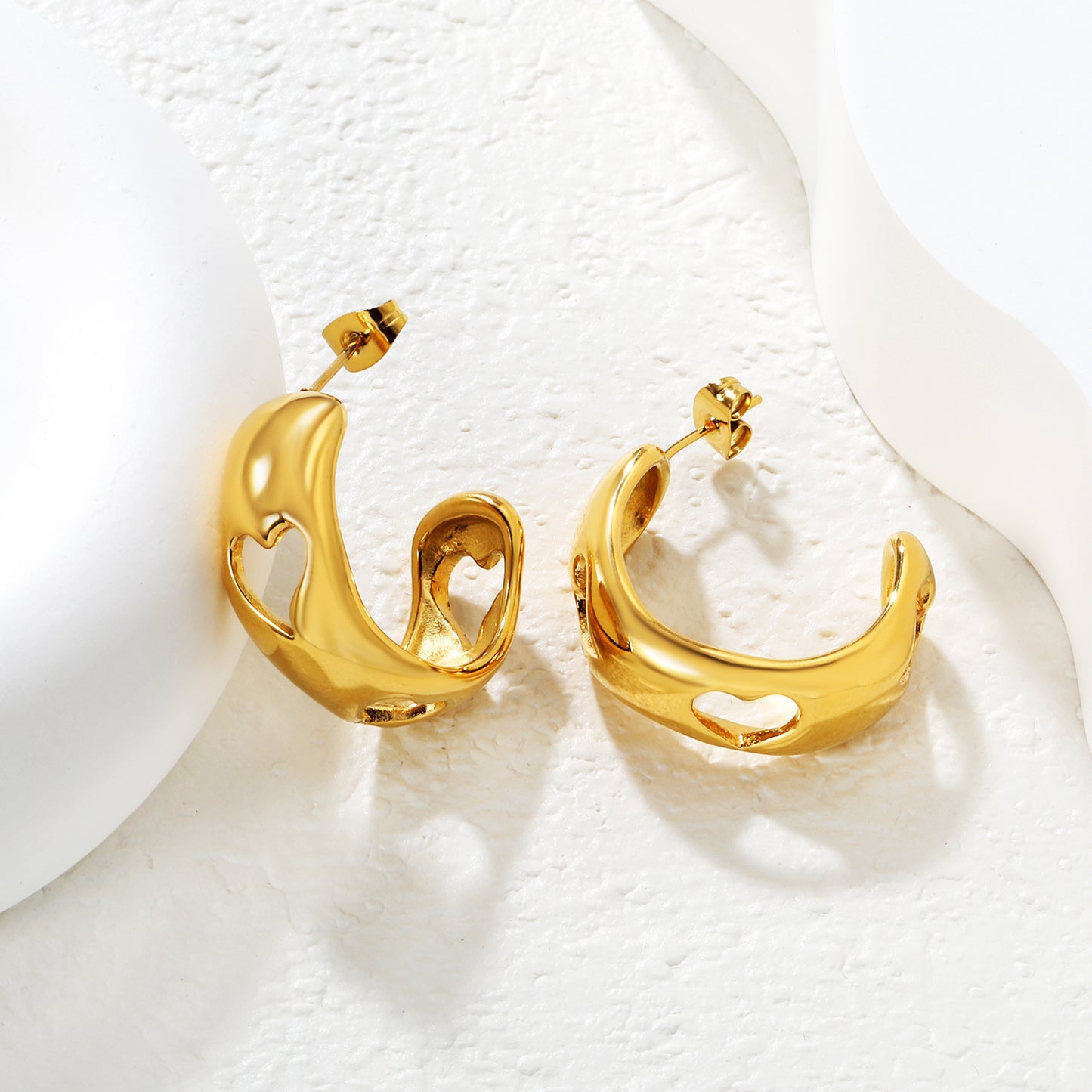 Wholesale Openwork C Hoop Earrings PVD Gold Geometric Design - Jacey JewelryHigh-resolution Lifestyle Photos