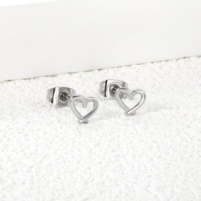 Wholesale Stainless Steel 18K Gold Plated Heart Shape Openwork Plain Pin EarringsHigh-resolution Lifestyle Photos_silver