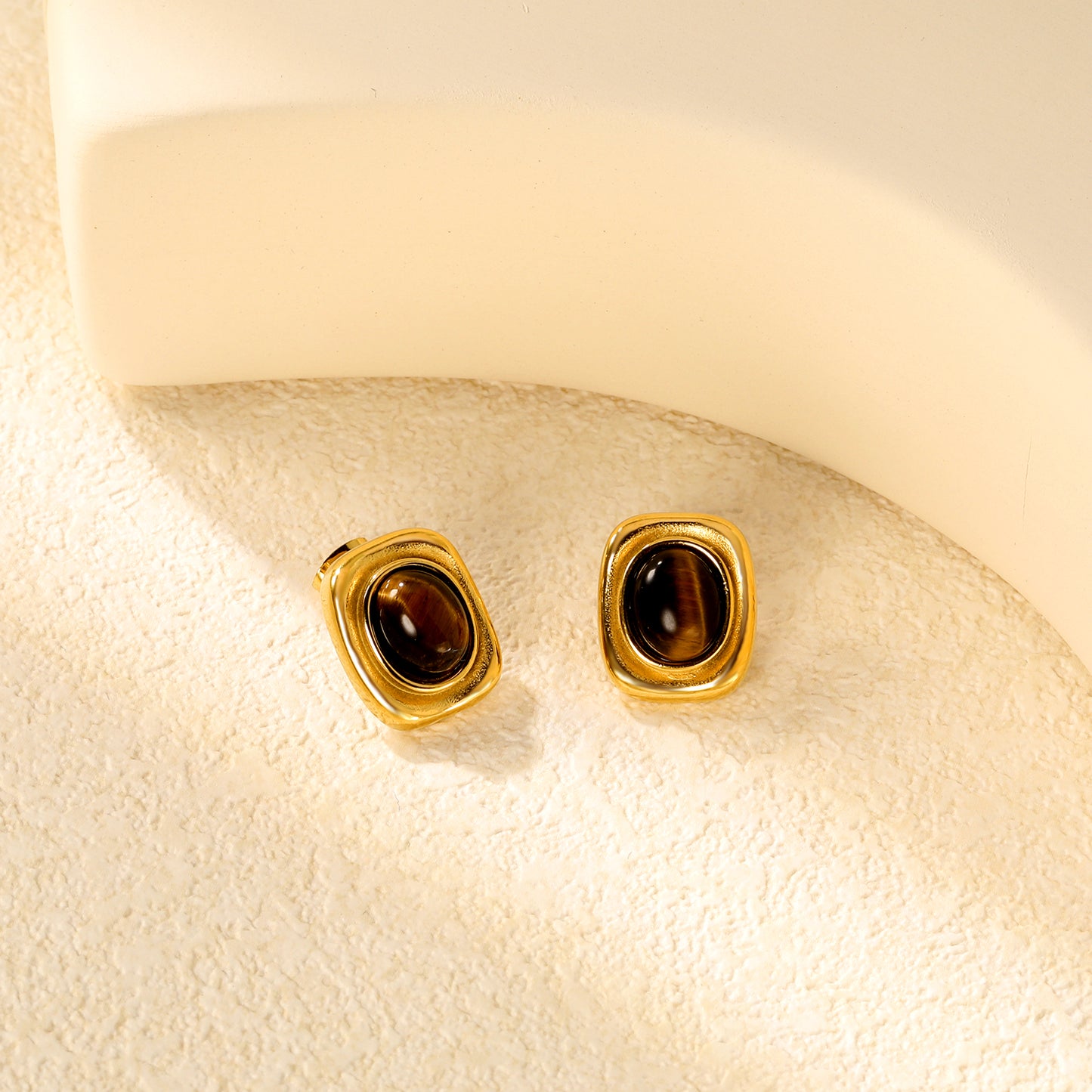 Wholesale Stainless Steel Natural Tiger Eye Stone Stud EarringsClose-ups of the gold plating and details