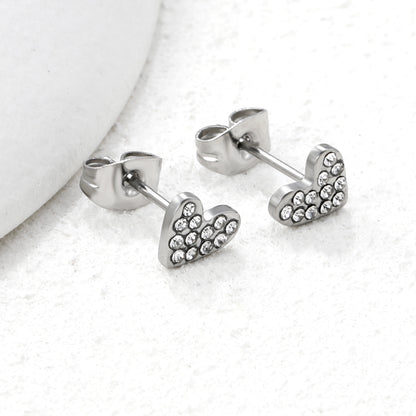 Wholesale stainless steel 18K gold plated heart-shaped white diamonds ordinary pin earringsClose-ups of the gold plating and details_silver