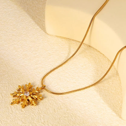 Winter Wonderland Snowflake Pendant Necklace | Tarnish-Free Gold Hypoallergenic
