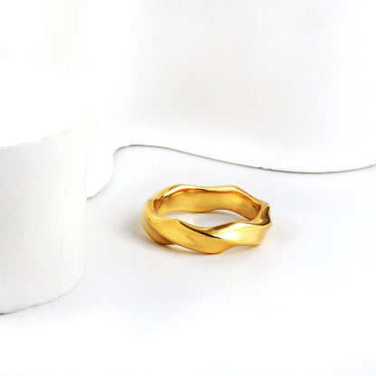 avant-garde-jewelry-artistic