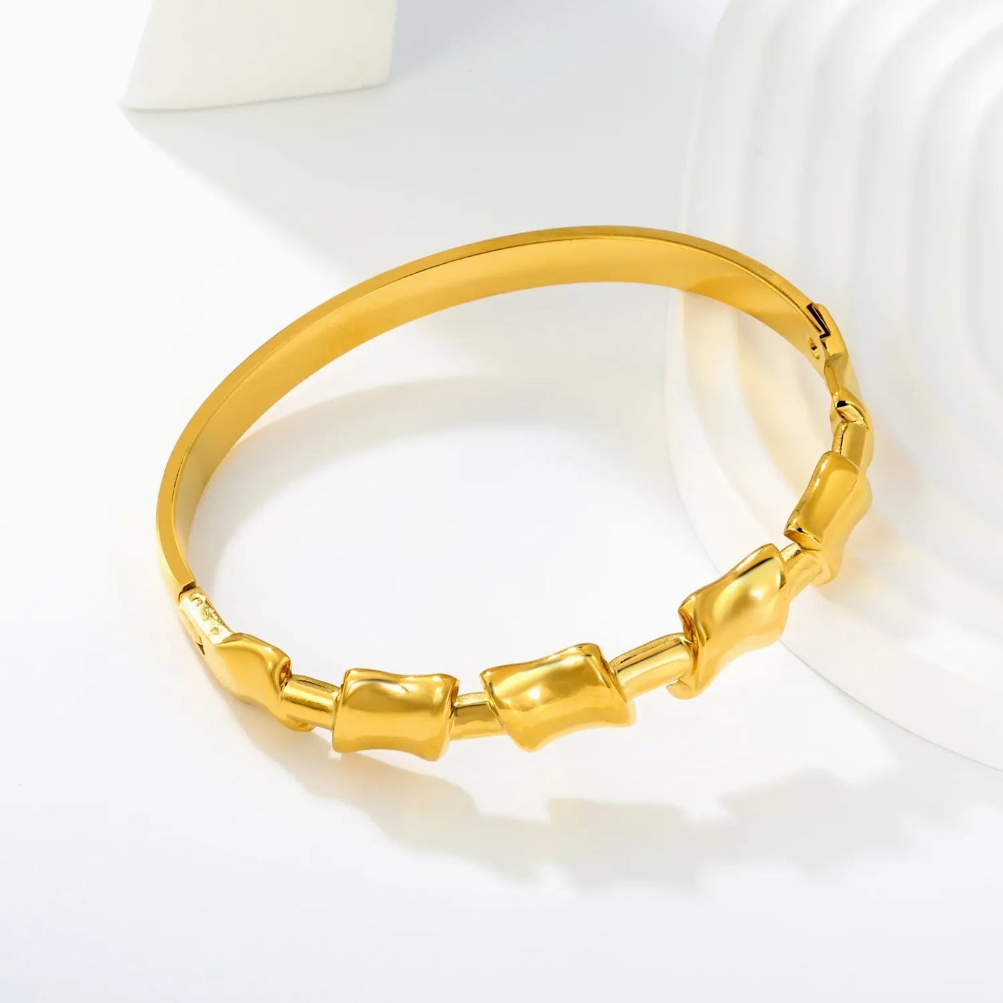 Bulk Oriental Elegance Jewelry: 21g Bamboo Block Hinged Bangle | 0 MOQ