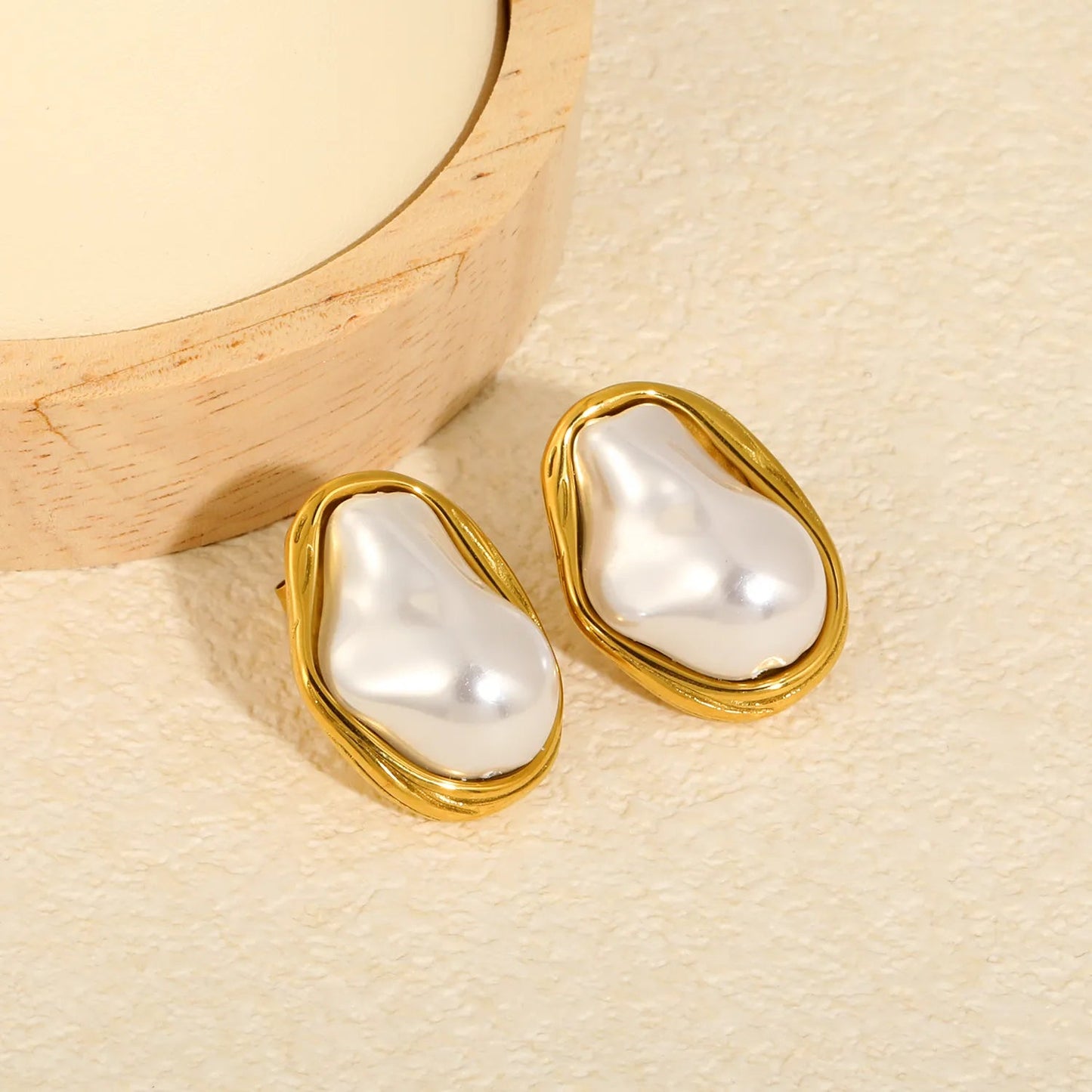 Wholesale 19x26mm heavy weight organic melted metal pearl Earring