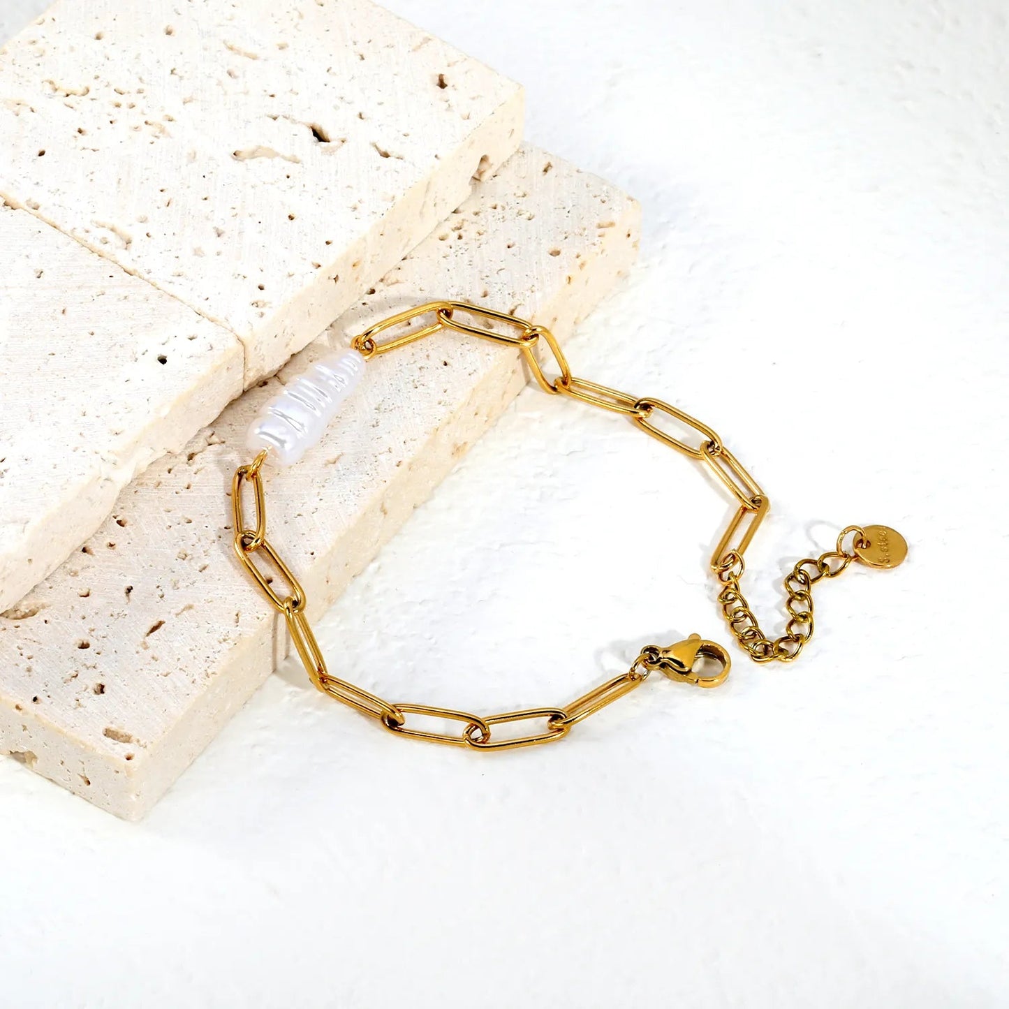 Bulk Boutique Supply: Tarnish-Proof Paperclip Pearl Jewelry 0 MOQ
