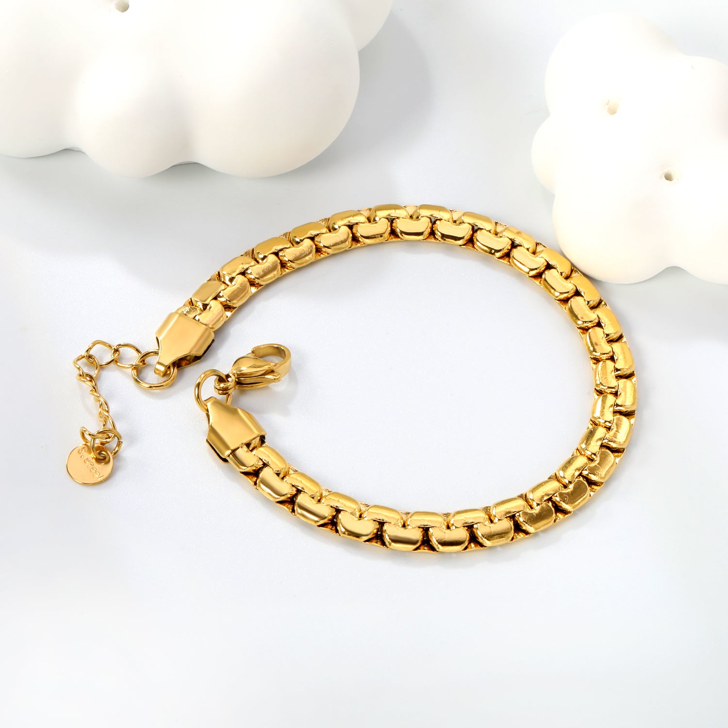 bauhaus-luxury-bracelet-design