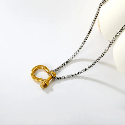 Wholesale Waterproof Two-Tone Sculpted Horseshoe Shackle Necklace