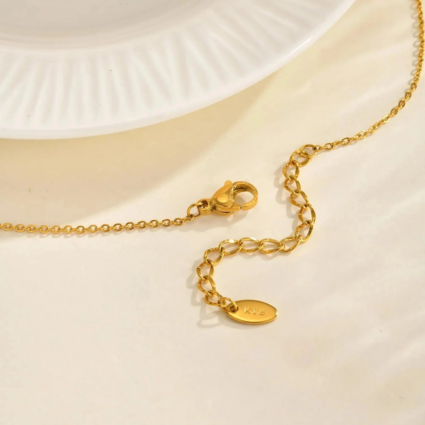 Wholesale Waterproof PVD Gold Sculpted Snake & Drop Y-Necklace