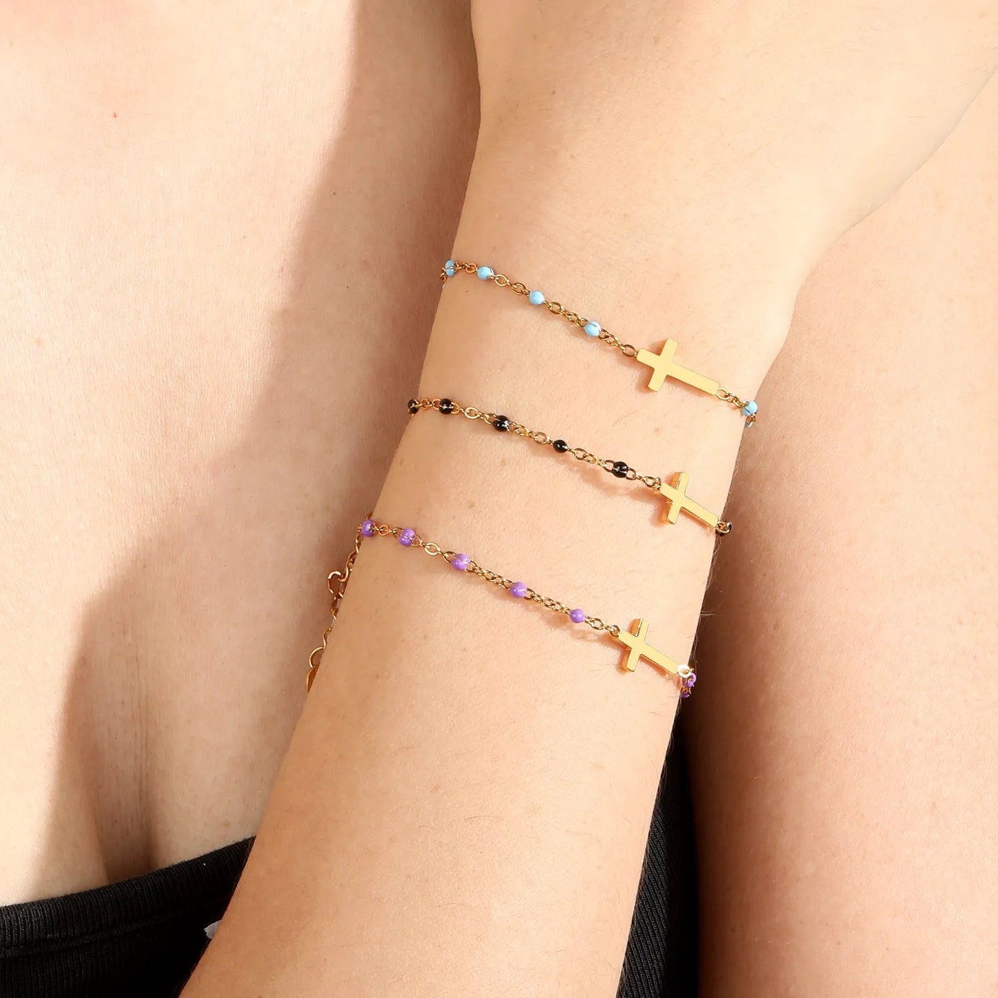 Waterproof 18K Gold Plated Black Beaded Cross Pendant Bracelet for Women