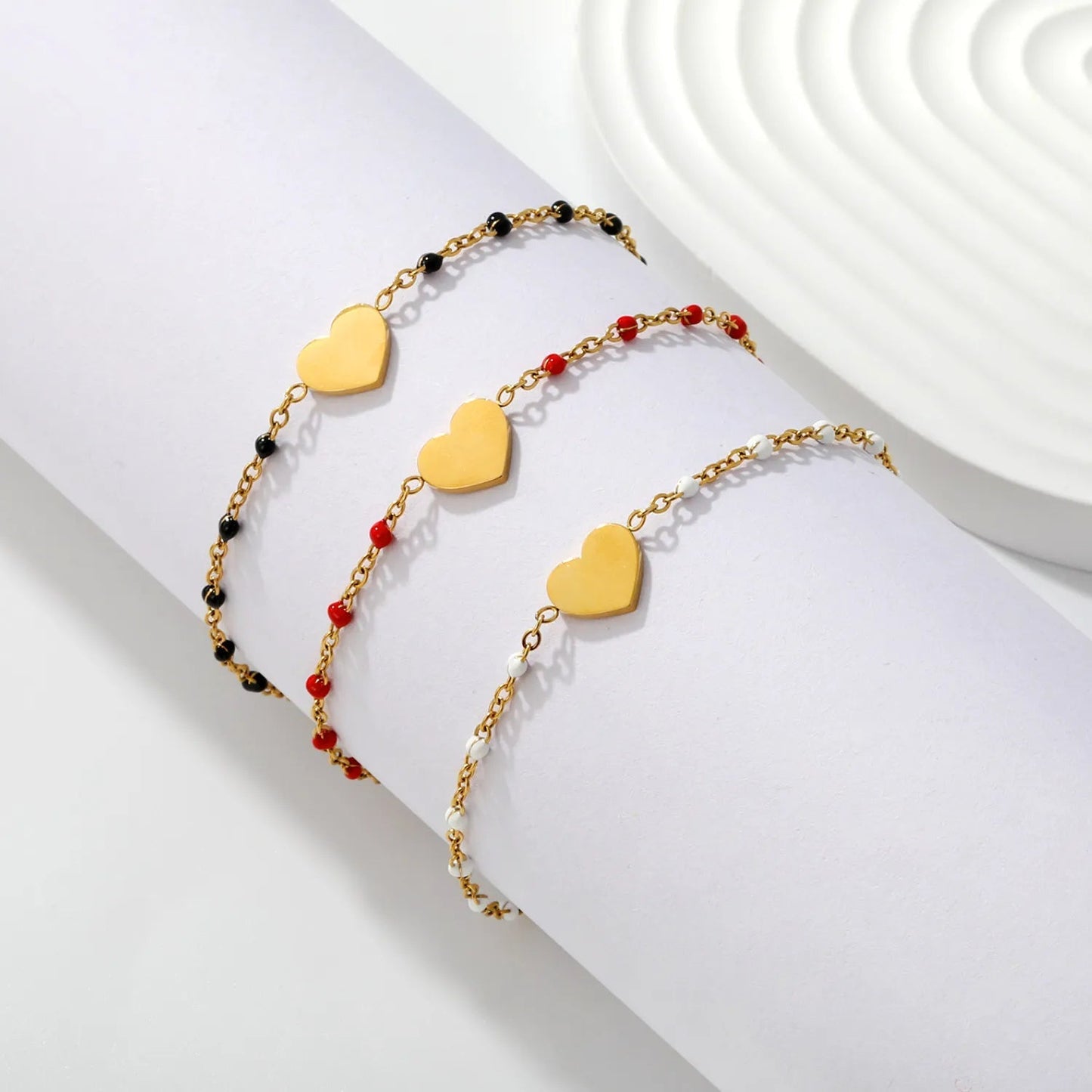 Black Enamel Bead Heart Charm Cable Chain Bracelet in 304L Stainless Steel