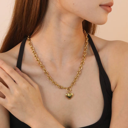 Wholesale Heavyweight Chunky Cable Chain Toggle Clasp Heart Necklace
