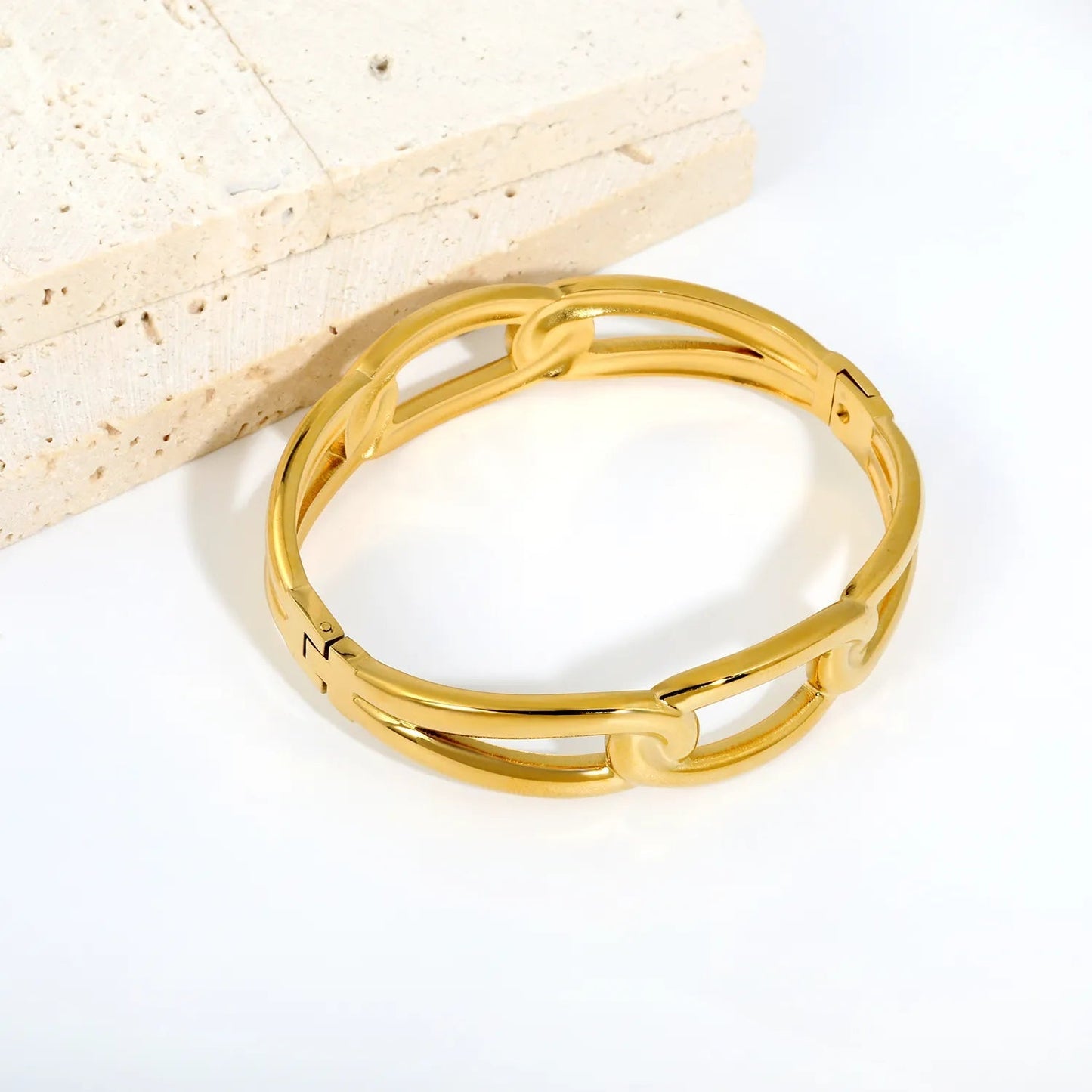Chunky Urban Glam: Statement 15.5mm Hollow Paperclip Chain Bangle
