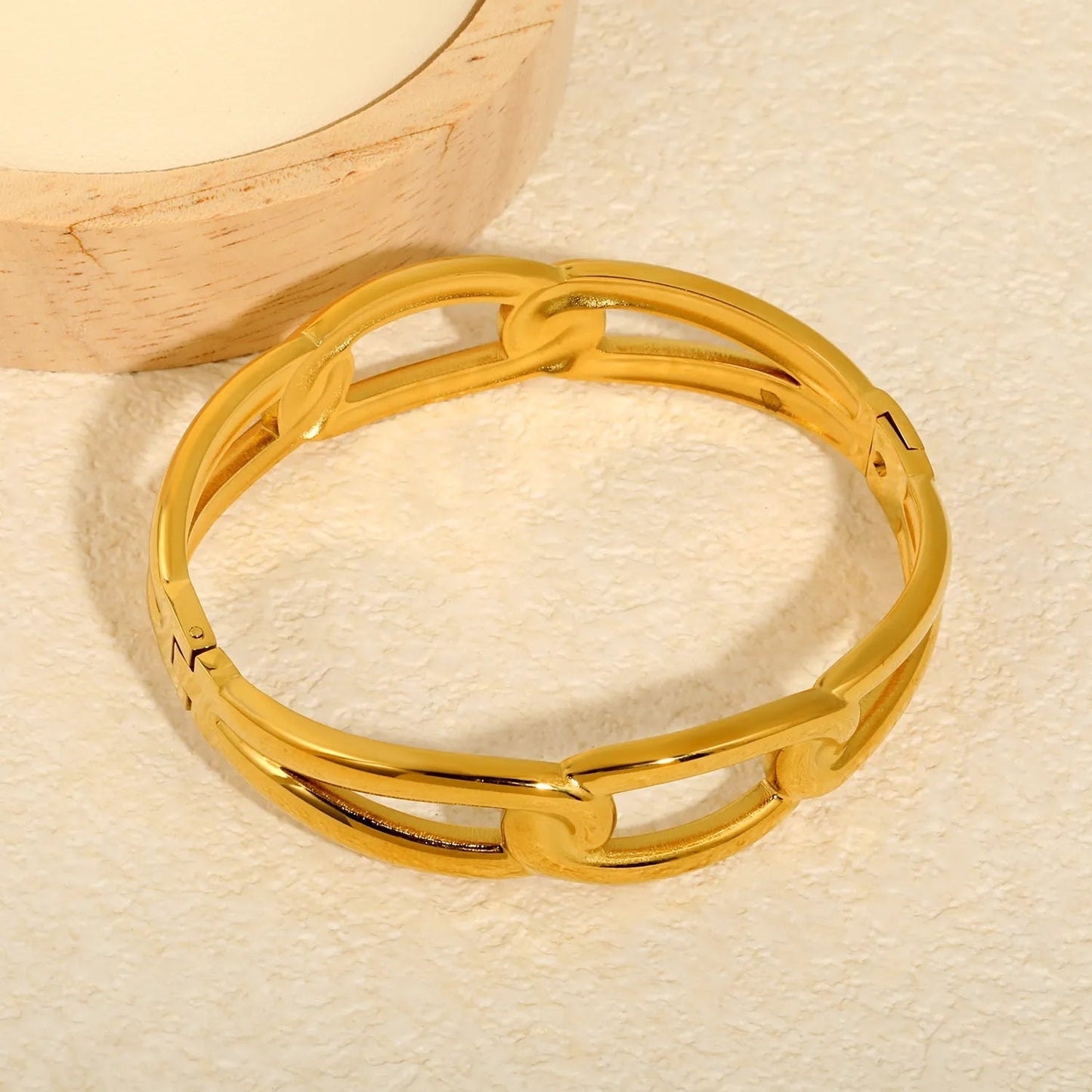 Chunky Urban Glam: Statement 15.5mm Hollow Paperclip Chain Bangle