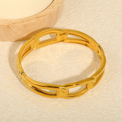 Chunky Urban Glam: Statement 15.5mm Hollow Paperclip Chain Bangle