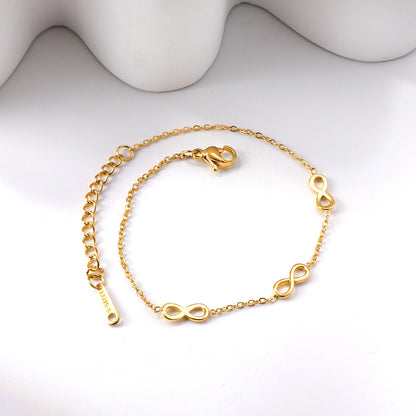 conceptual-luxury-bracelet-18kgold