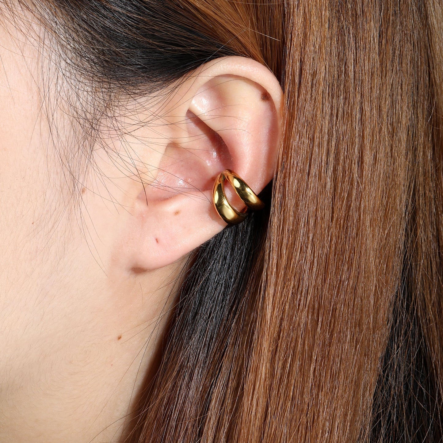 Clean Contemporary Lines that Pair Effortlessly with Any Hand Jewelry