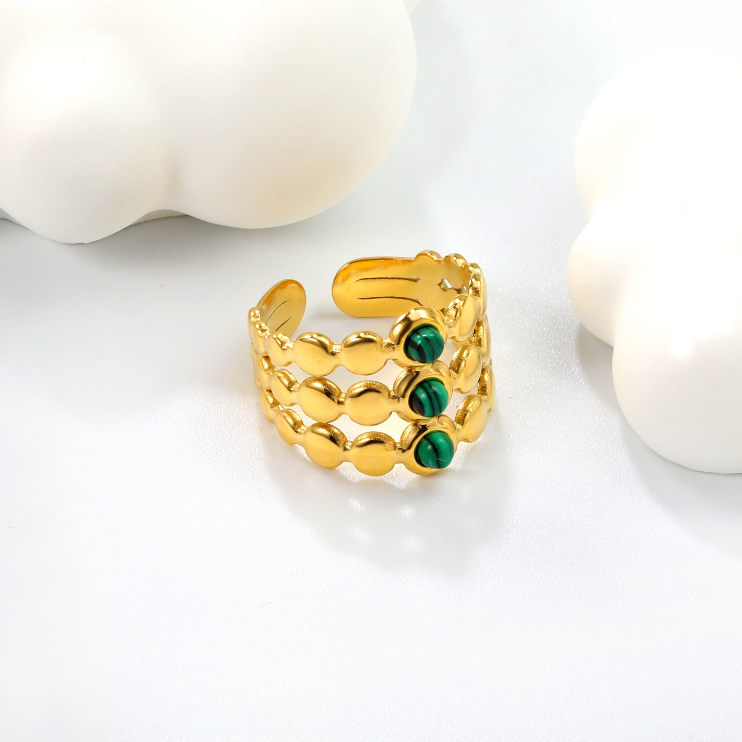 elegant-jewelry-green-gem