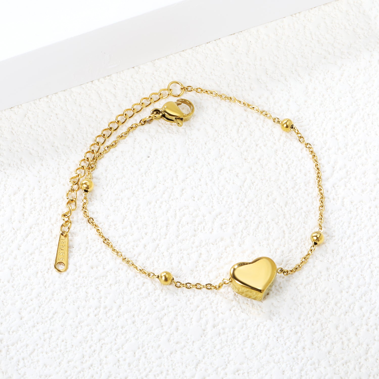 ethereal-luxury-bracelet-design-heartheart