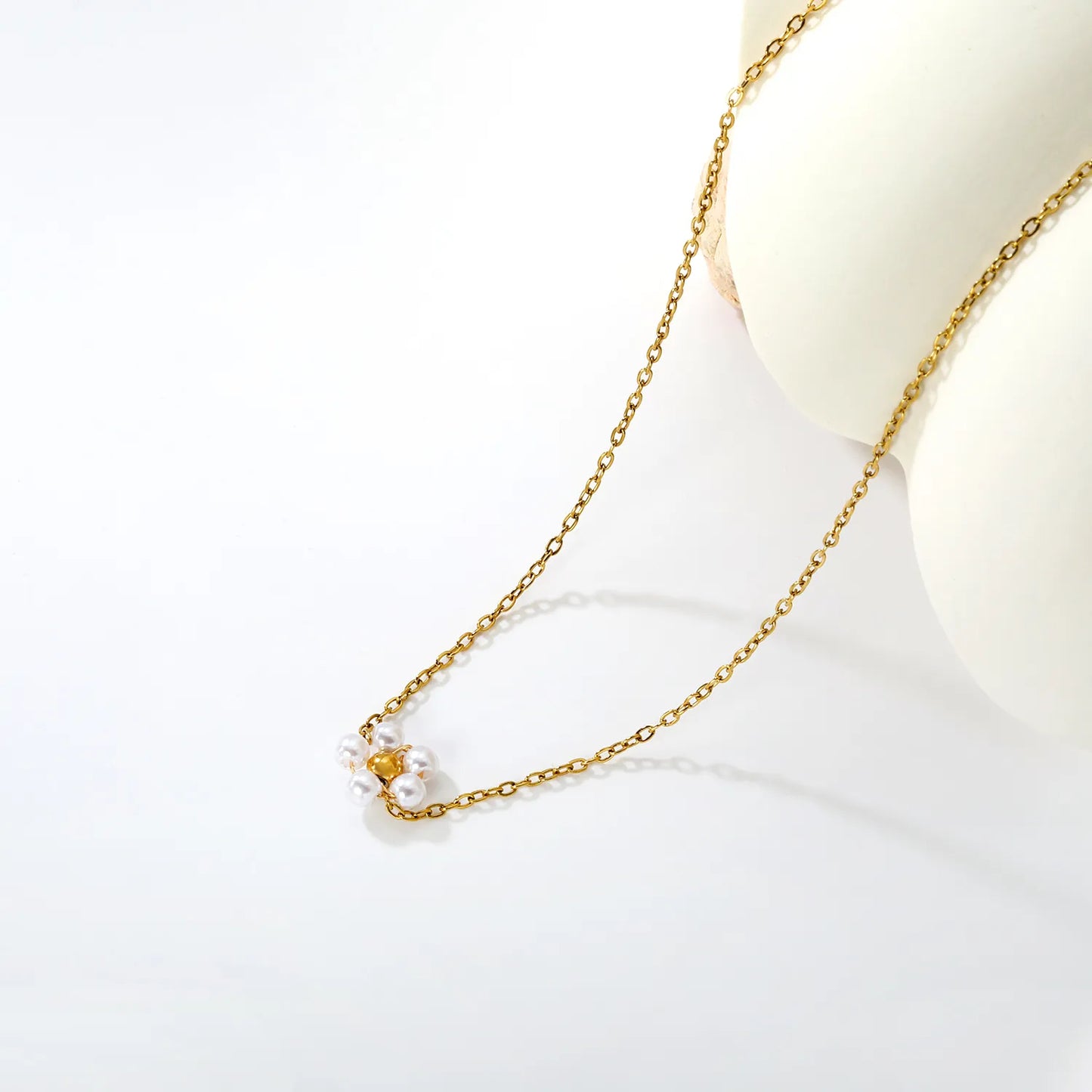 Bulk PVD Gold Sculpted Shell Pearl Flower Pendant Necklace