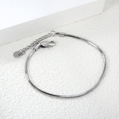 featherlight-luxury-bracelet-design-2mm-silver