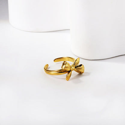 feminine-jewelry-styling-bow-design