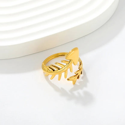 Express Your Boho Spirit with a Lightweight Cutout Fishbone Arrow Ring